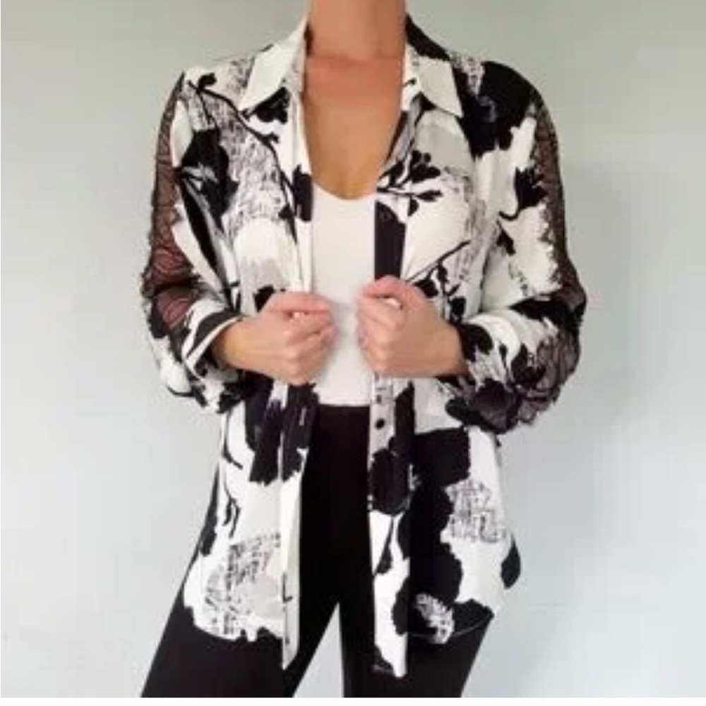 Chico's Black and White Printed Silk Blouse

#83